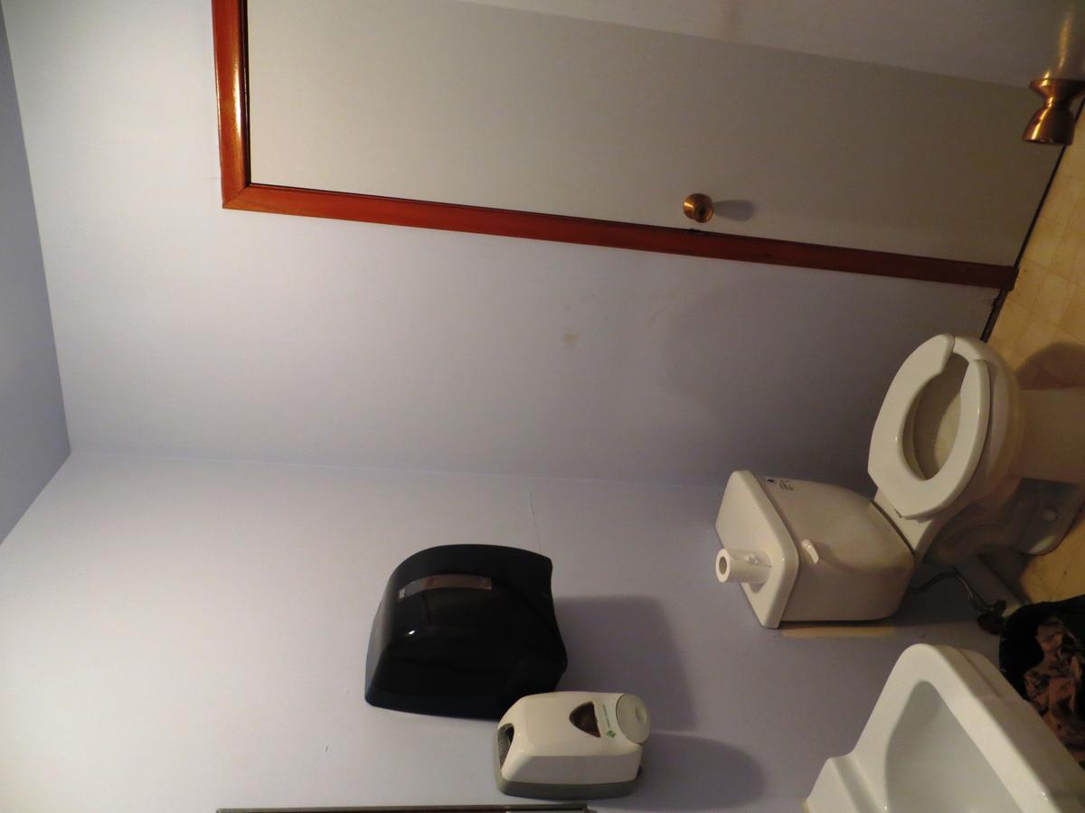 Lancer Hotel Luaran gambar